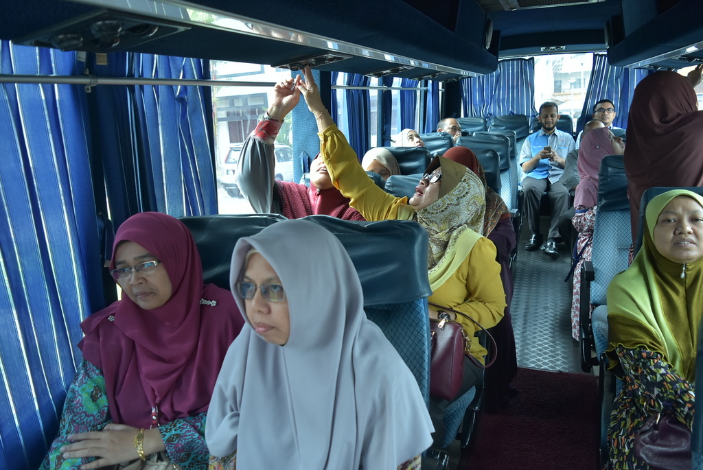 UKM 1483